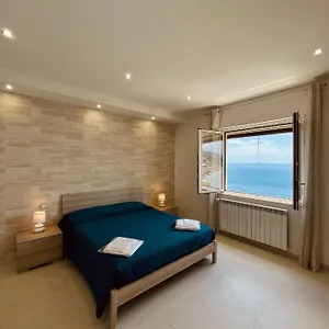 Baia Degli Albatros Apartment Taormina