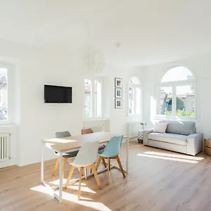 Lovely Corner In The Heart Of The By Rent Apartment Como